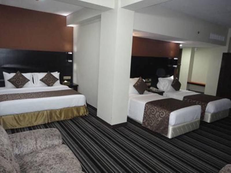 Pearl Grand Hotel Colombo Exterior photo